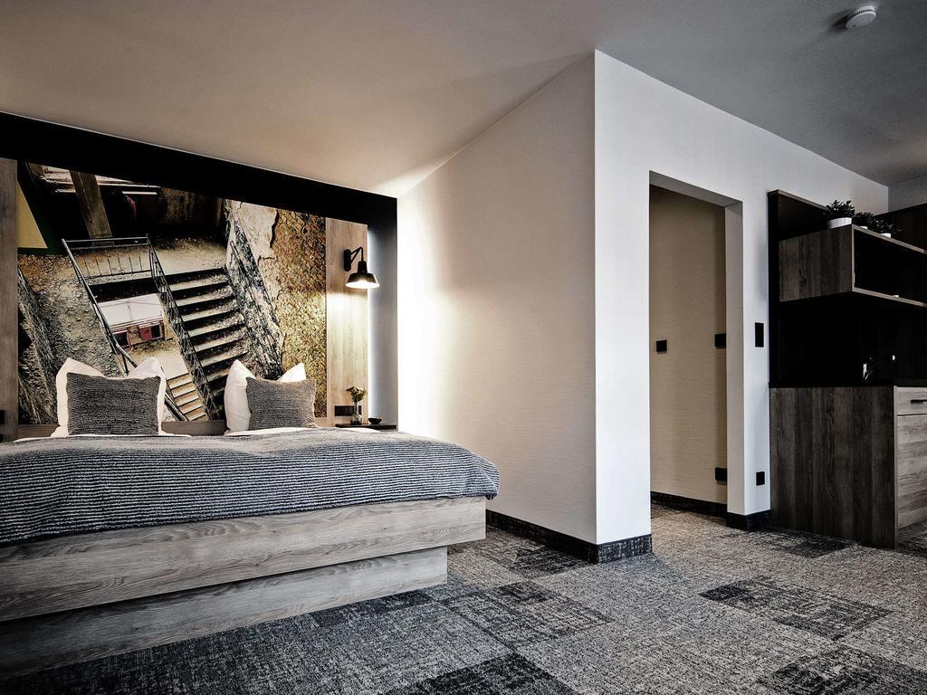 Alexxanders Hotel & Boardinghouse, Restaurant Кемниц Екстериор снимка