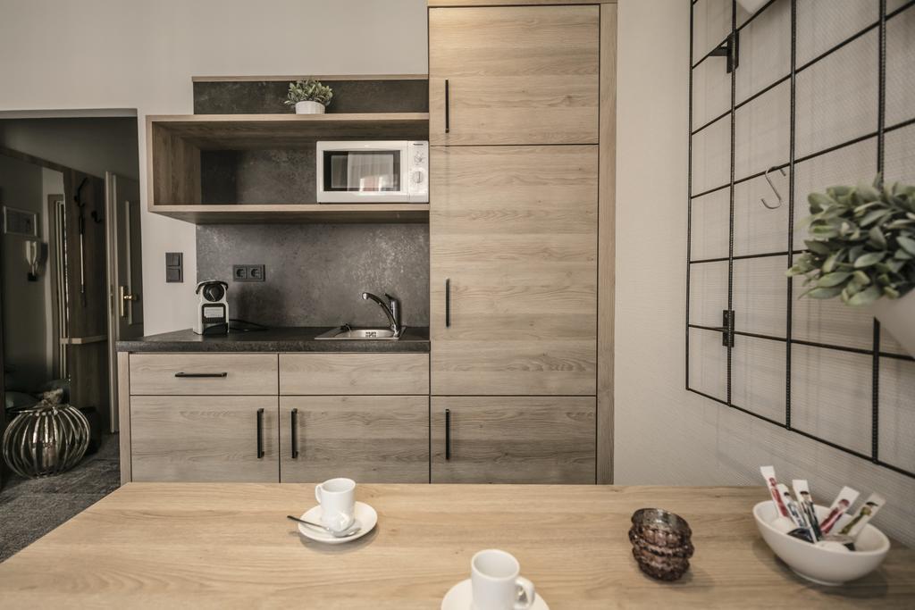 Alexxanders Hotel & Boardinghouse, Restaurant Кемниц Екстериор снимка