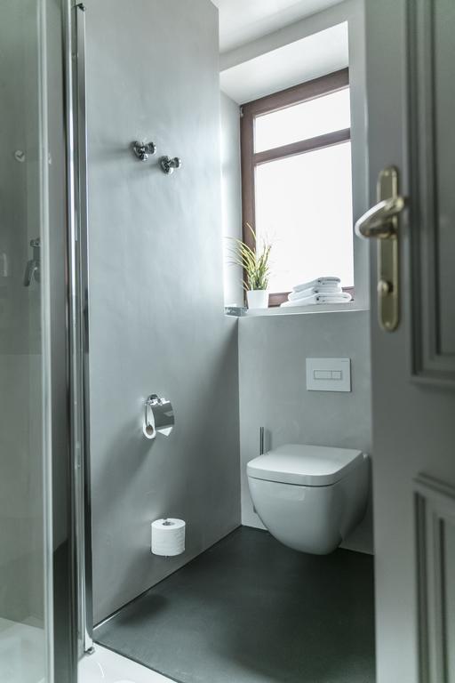 Alexxanders Hotel & Boardinghouse, Restaurant Кемниц Екстериор снимка