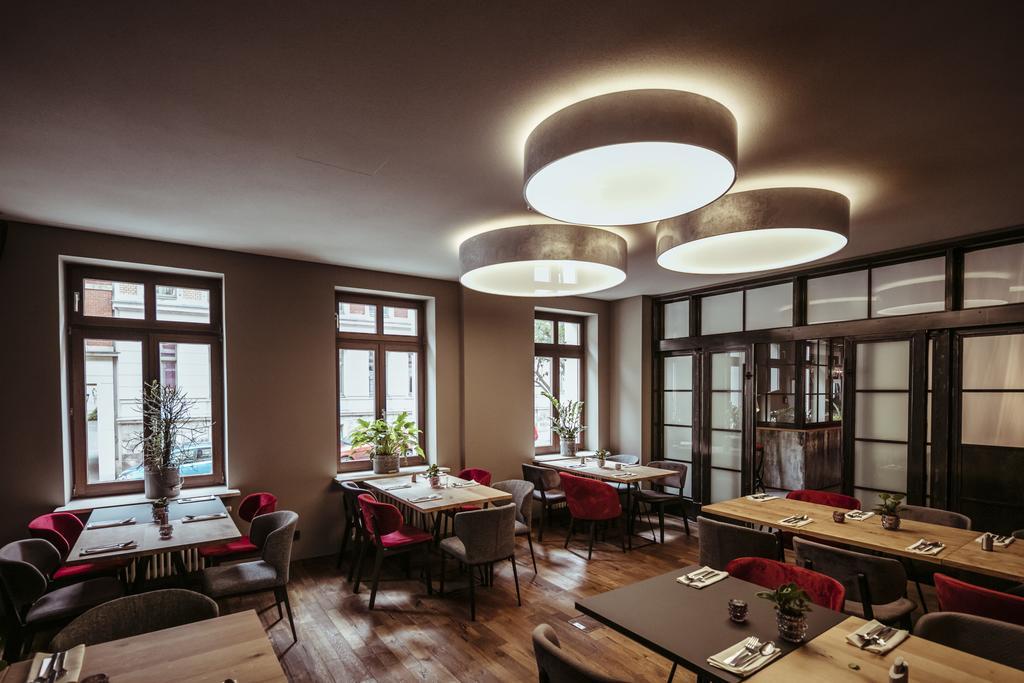 Alexxanders Hotel & Boardinghouse, Restaurant Кемниц Екстериор снимка