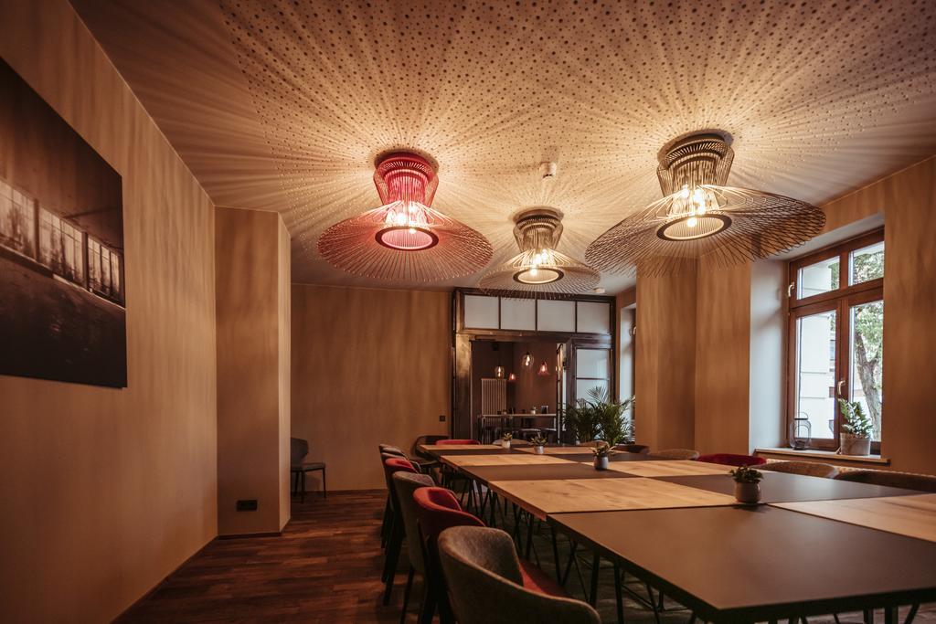Alexxanders Hotel & Boardinghouse, Restaurant Кемниц Екстериор снимка