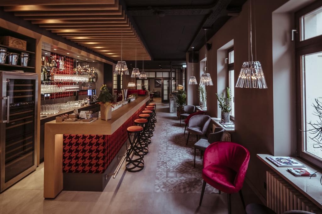 Alexxanders Hotel & Boardinghouse, Restaurant Кемниц Екстериор снимка